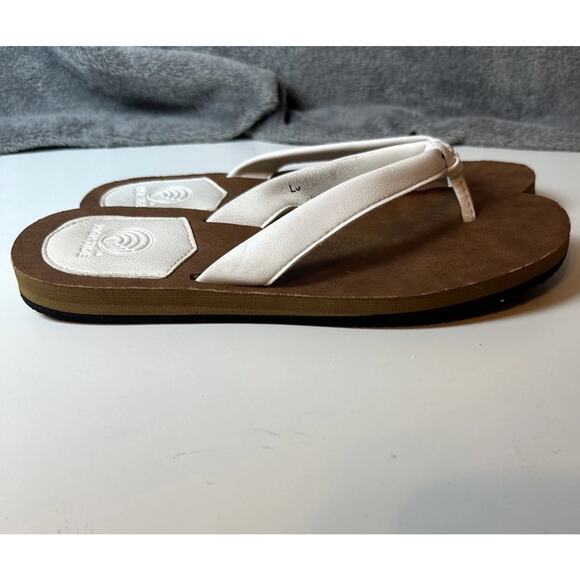 High Tide Sandals Flip Flops White Strappy Leather Thong Slide In Casual Size 9 - Picture 6 of 14